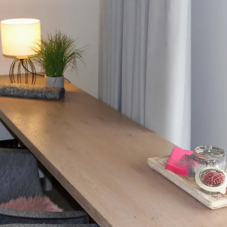 Seeufer Am Ploener Ascheberg (Schleswig-Holstein)